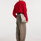 ROHE - Daria - Single pleat tapered trousers | desert brown