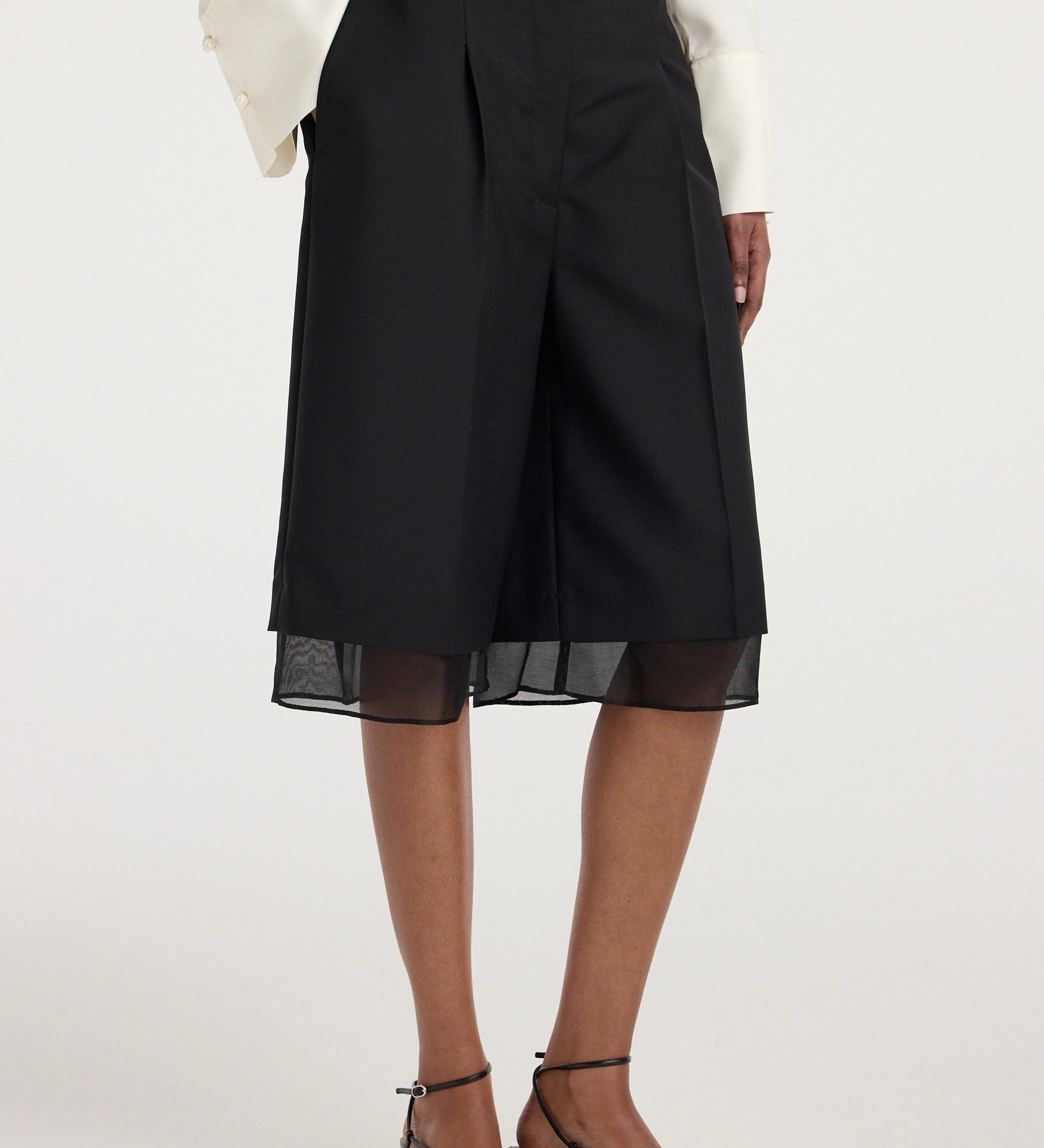 ROHE - Organza lined shorts | black