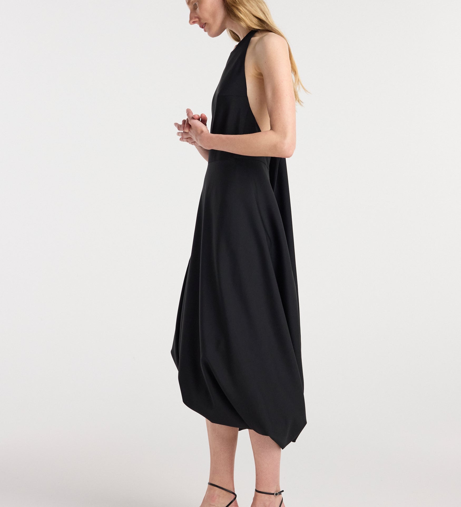 ROHE - Twisted cape dress | black