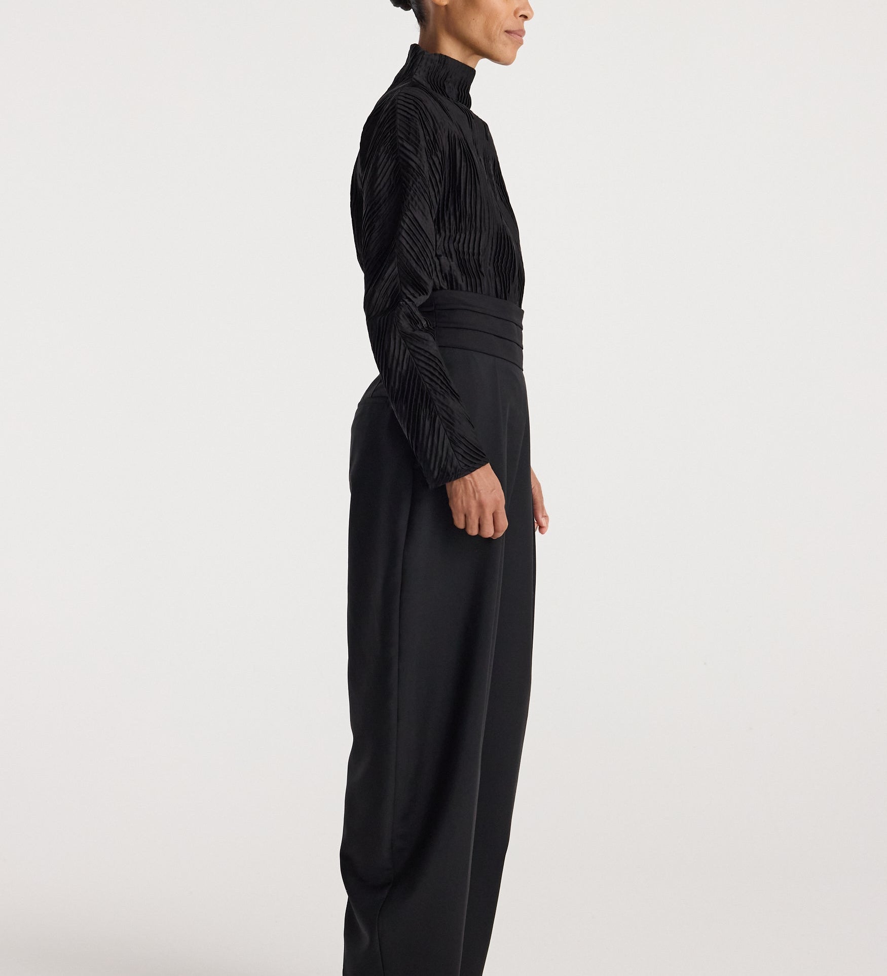 ROHE - Plissé shaped top | black
