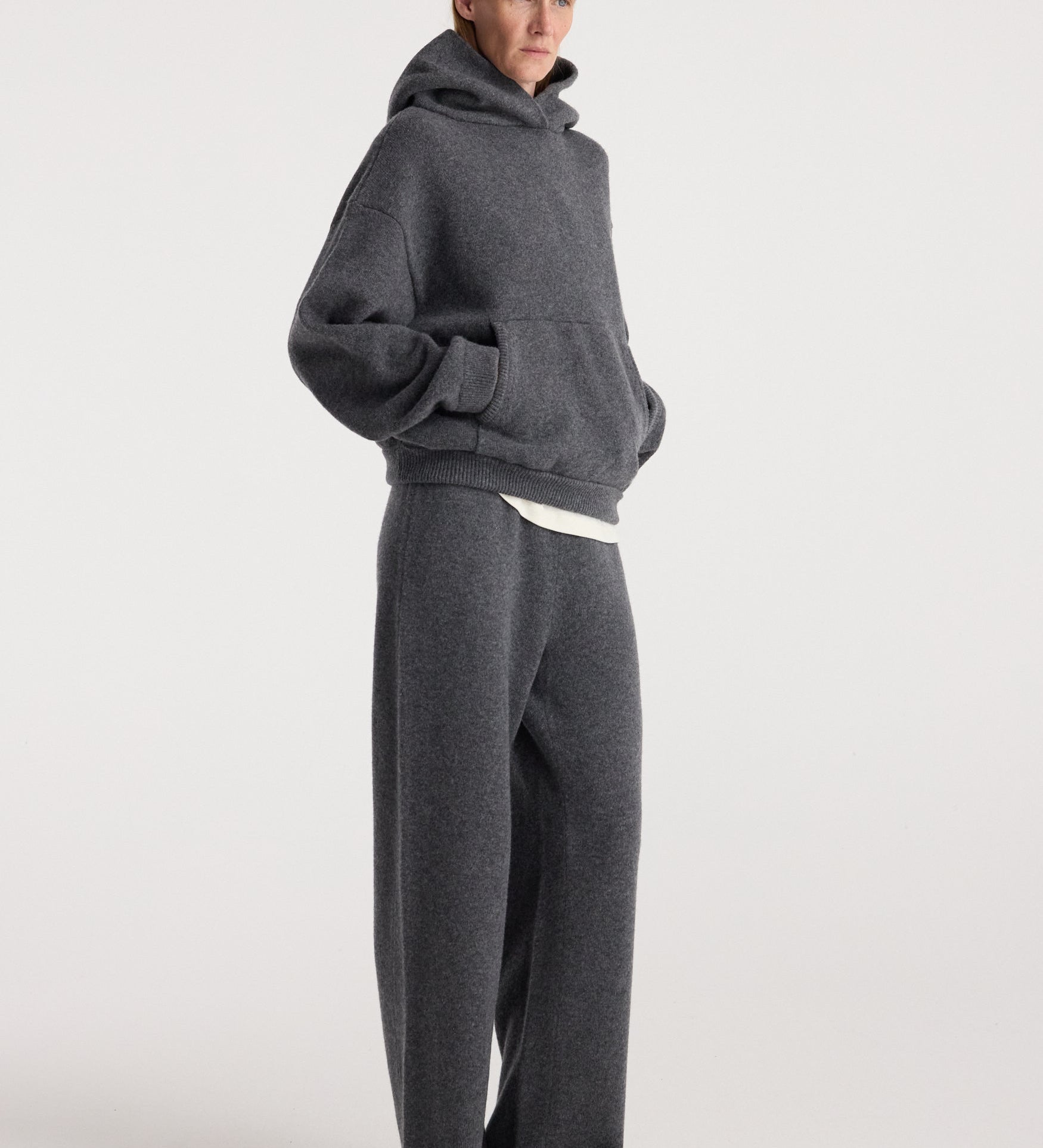 ROHE - Compact knitted trousers | dark grey melange