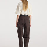 ROHE - Daria - Single pleat straight leg trousers | dark brown