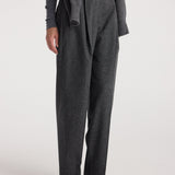 ROHE - Daria - Single pleat straight leg trousers | grey slub