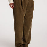 ROHE - Daria - Single pleat straight leg corduroy trousers | caramel