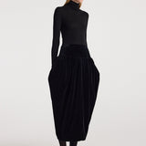 ROHE - Sculptural volume velvet skirt | black