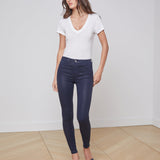 L'AGENCE - Becca Cotton V - Neck Tee