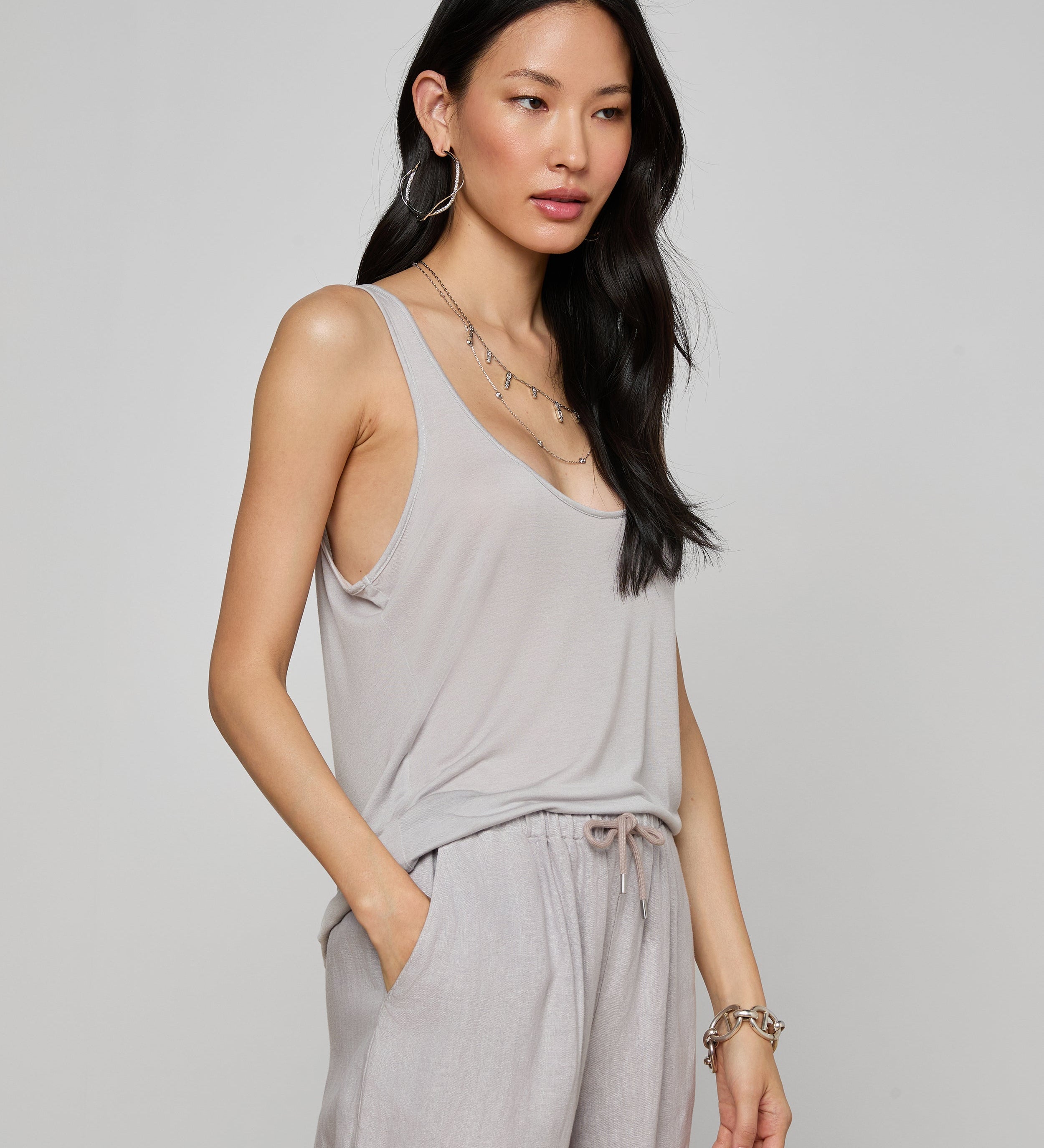 L'AGENCE - Celia Scoopneck Tank