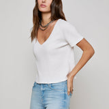 L'AGENCE - Carly V-Neck Tee