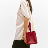 Metier - Vérité Mini Buttery Nappa Pomodoro