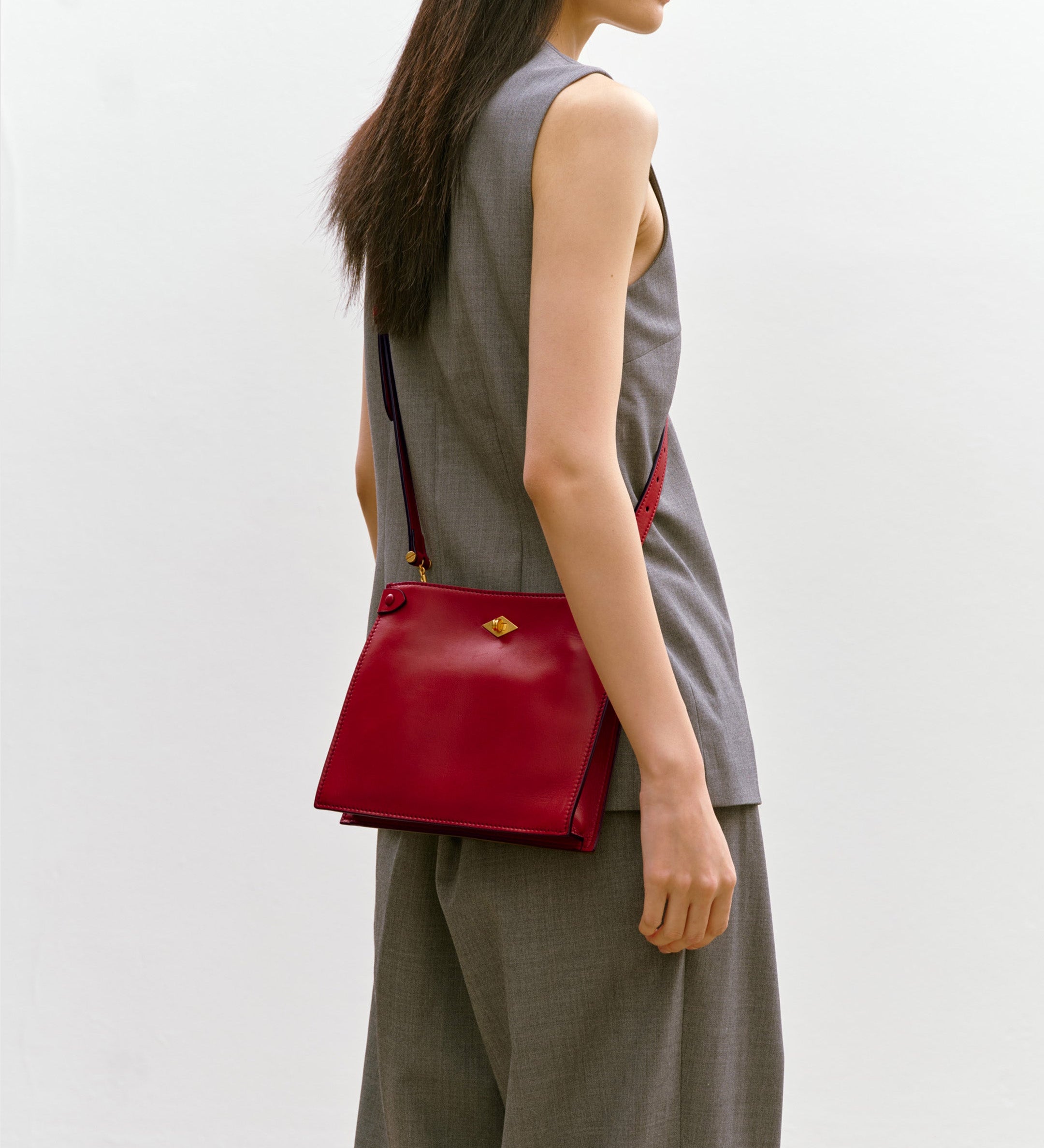 Metier - Stowaway Crossbody Buttery Nappa Pomodoro