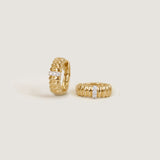 Kinn - Solis Ribbed Three Diamond Hoop Earrings
