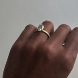 Kinn - Elise Oval Ring Lab Diamond