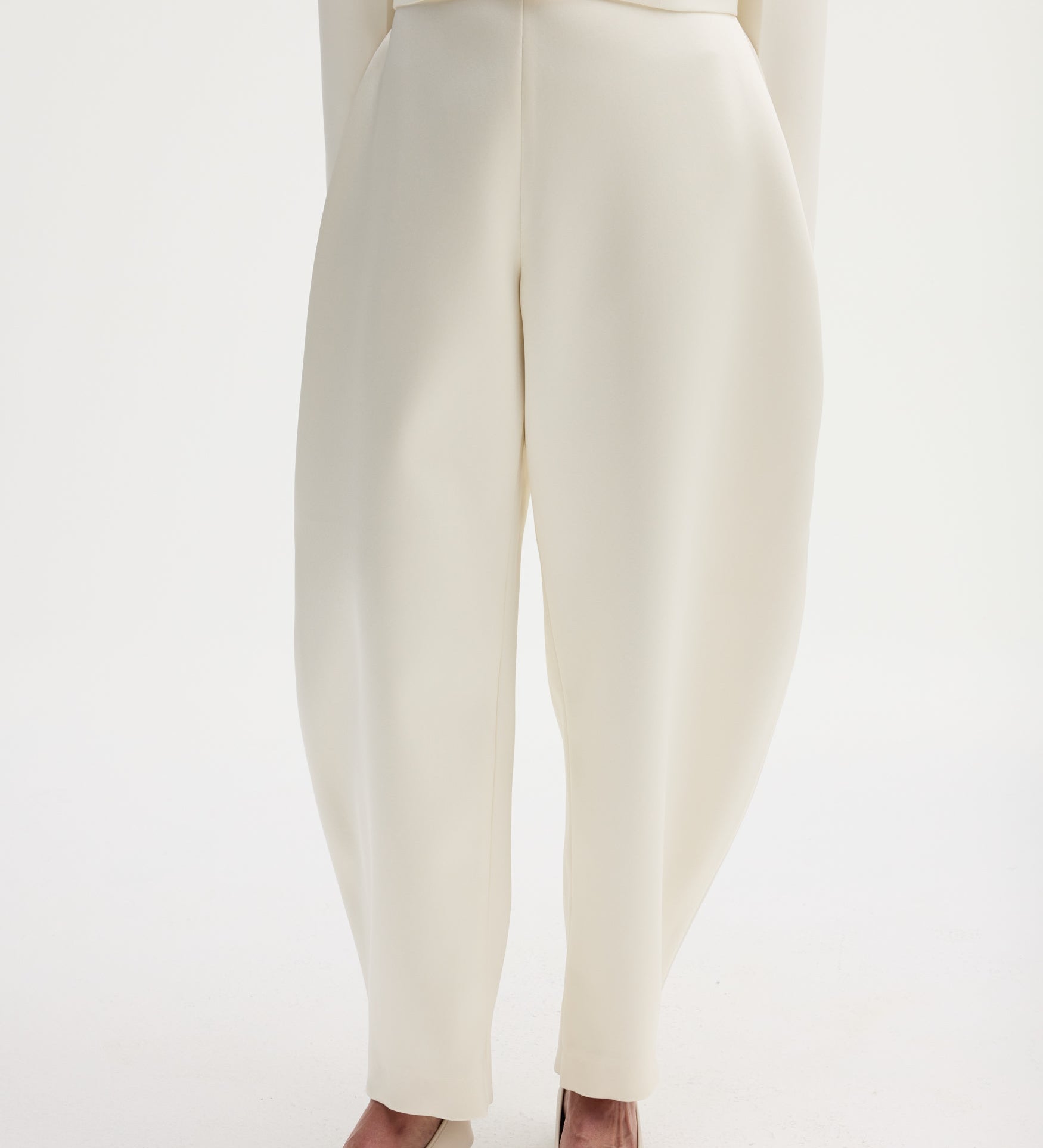 ROHE - Sculptural satin trousers | ivory