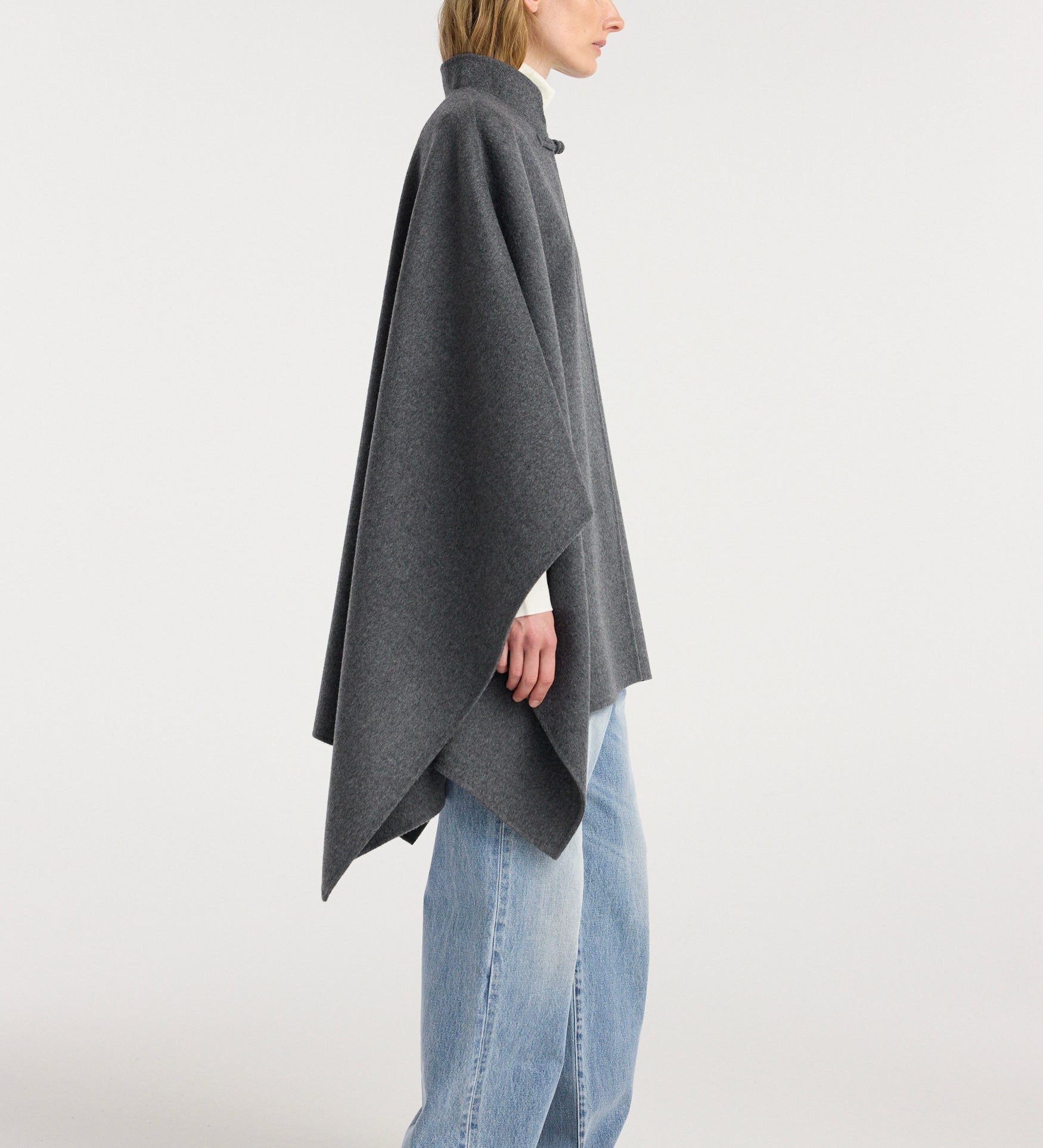 ROHE - Double - faced wool pankou closure poncho | dark grey melange