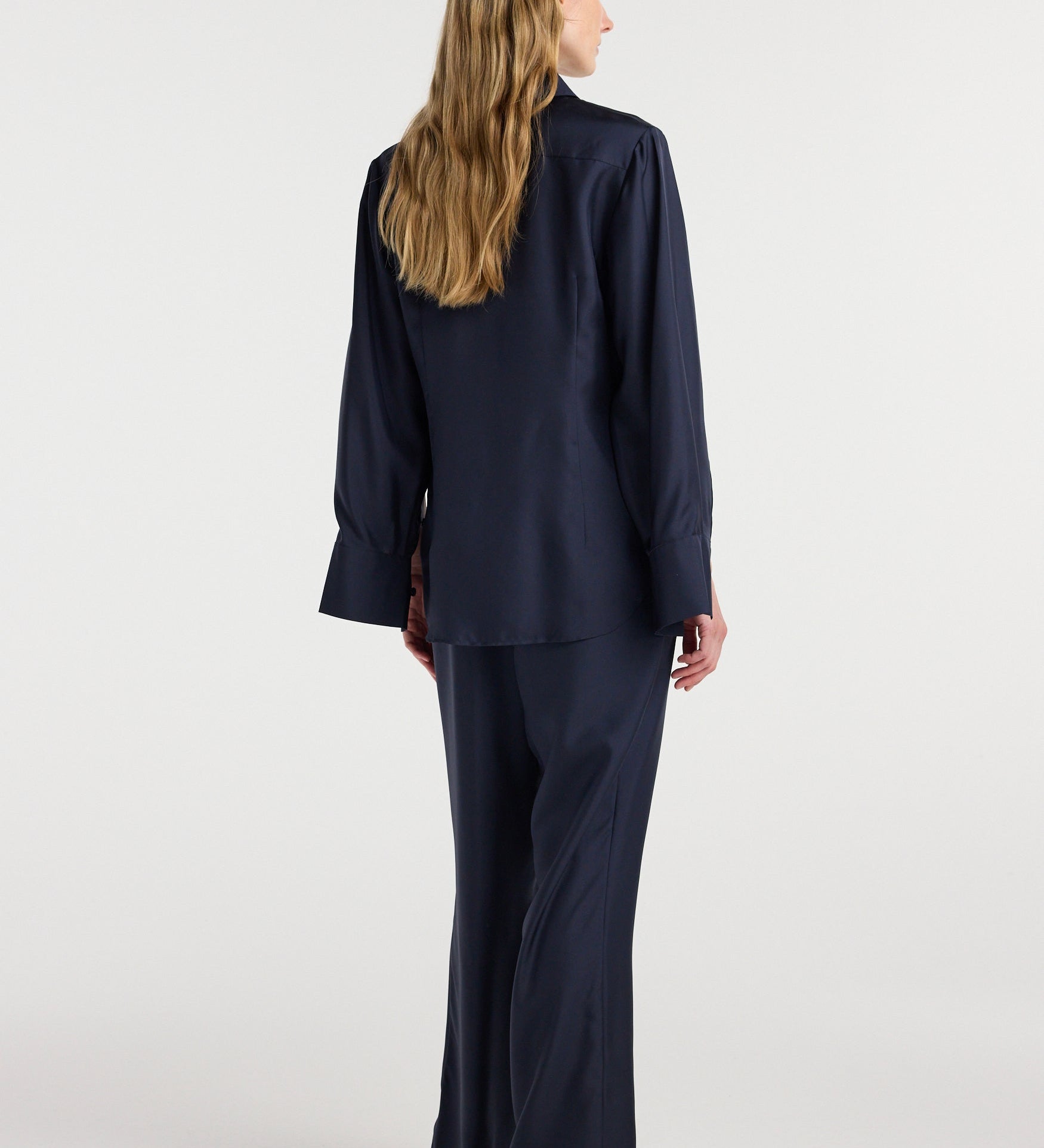 ROHE - Silk open - sleeve detailed shirt | night