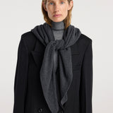 ROHE - Large knitted triangle scarf | anthracite melange