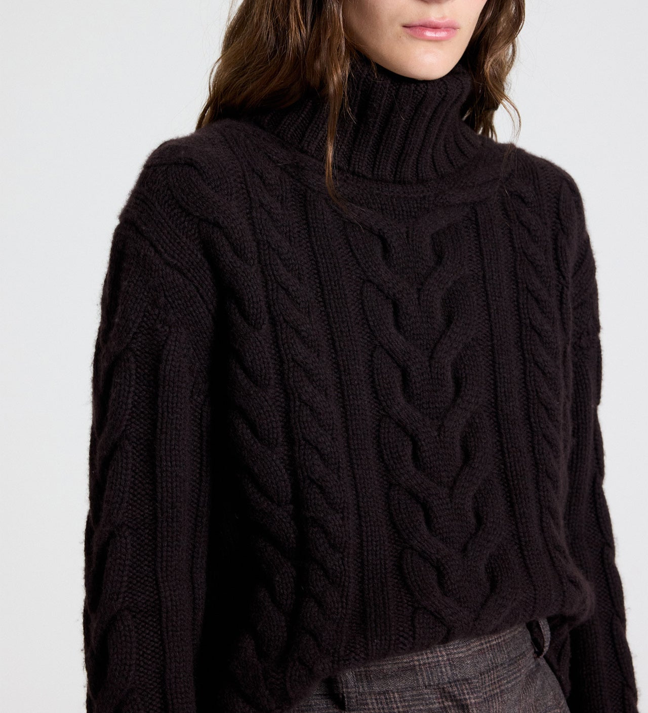 TWP - TRAVELING T NECK - DARK BROWN