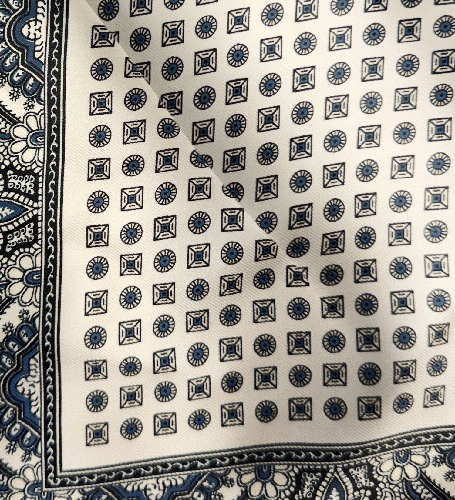 Veronica Beard - Sava Silk - Blend Scarf