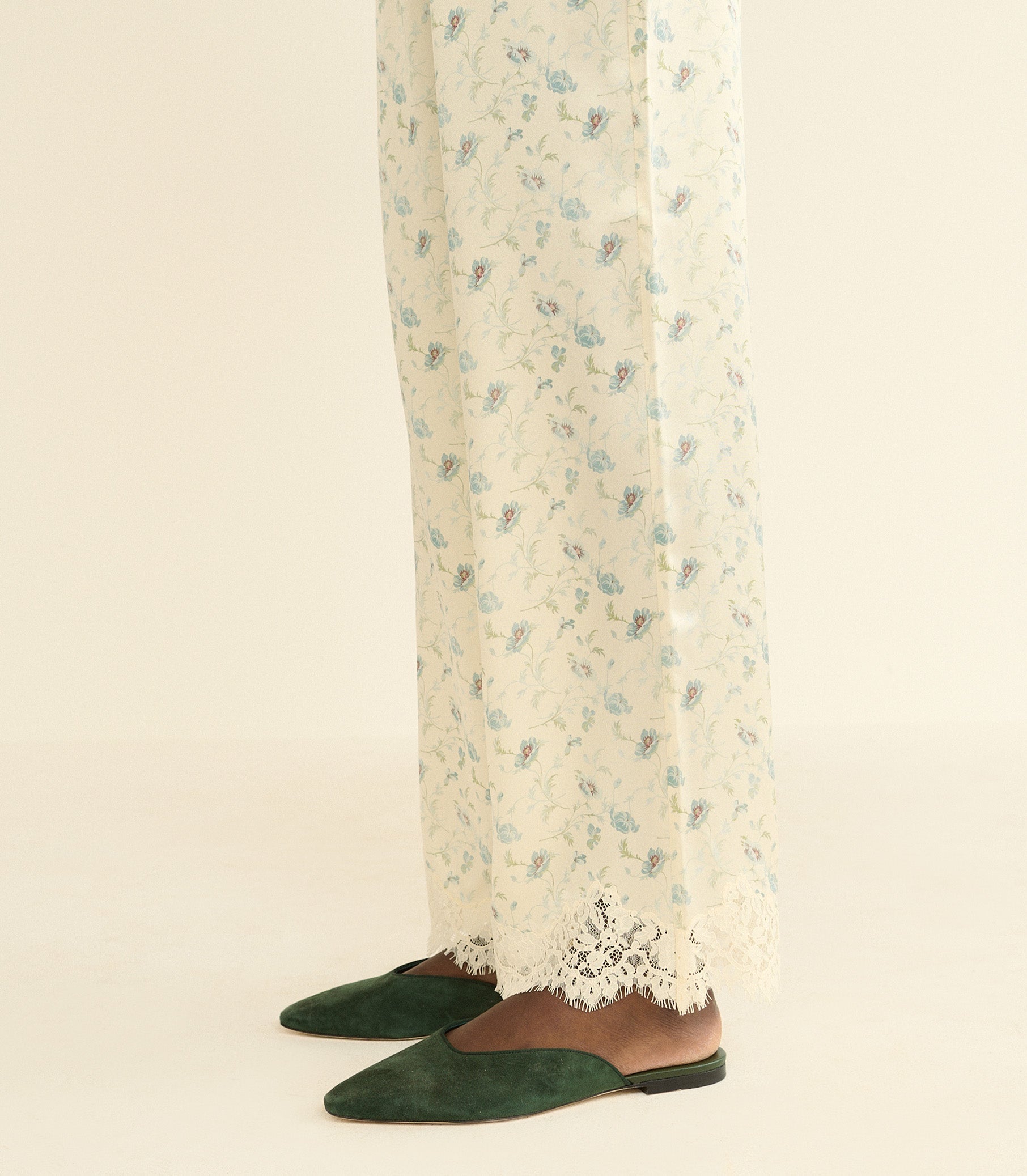 DOEN - ADAIR SLIDE - - DARK PINE SUEDE
