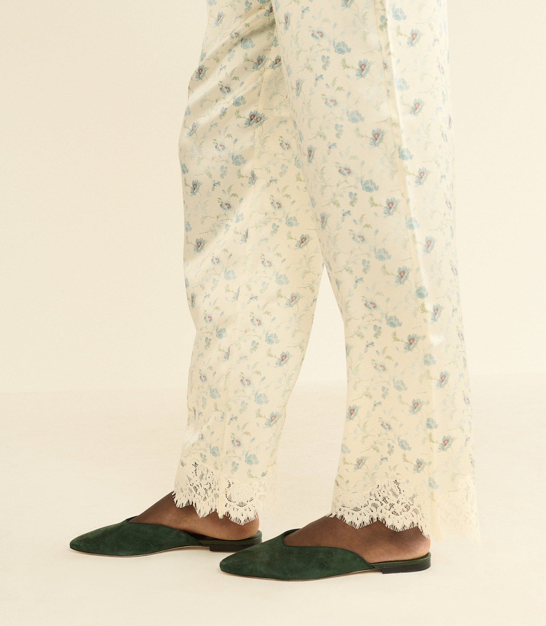 DOEN - ADAIR SLIDE - - DARK PINE SUEDE