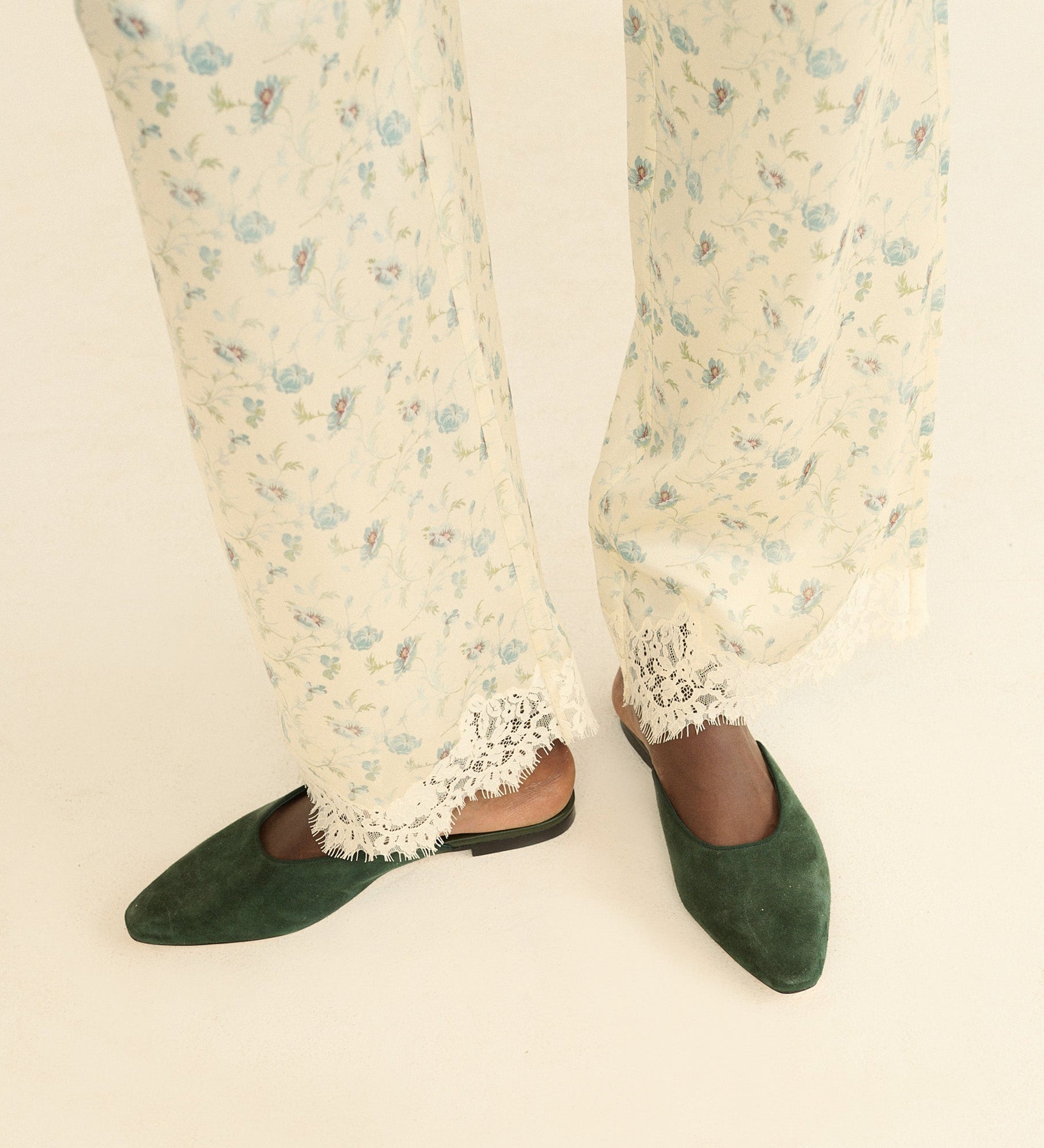 DOEN - ADAIR SLIDE - - DARK PINE SUEDE