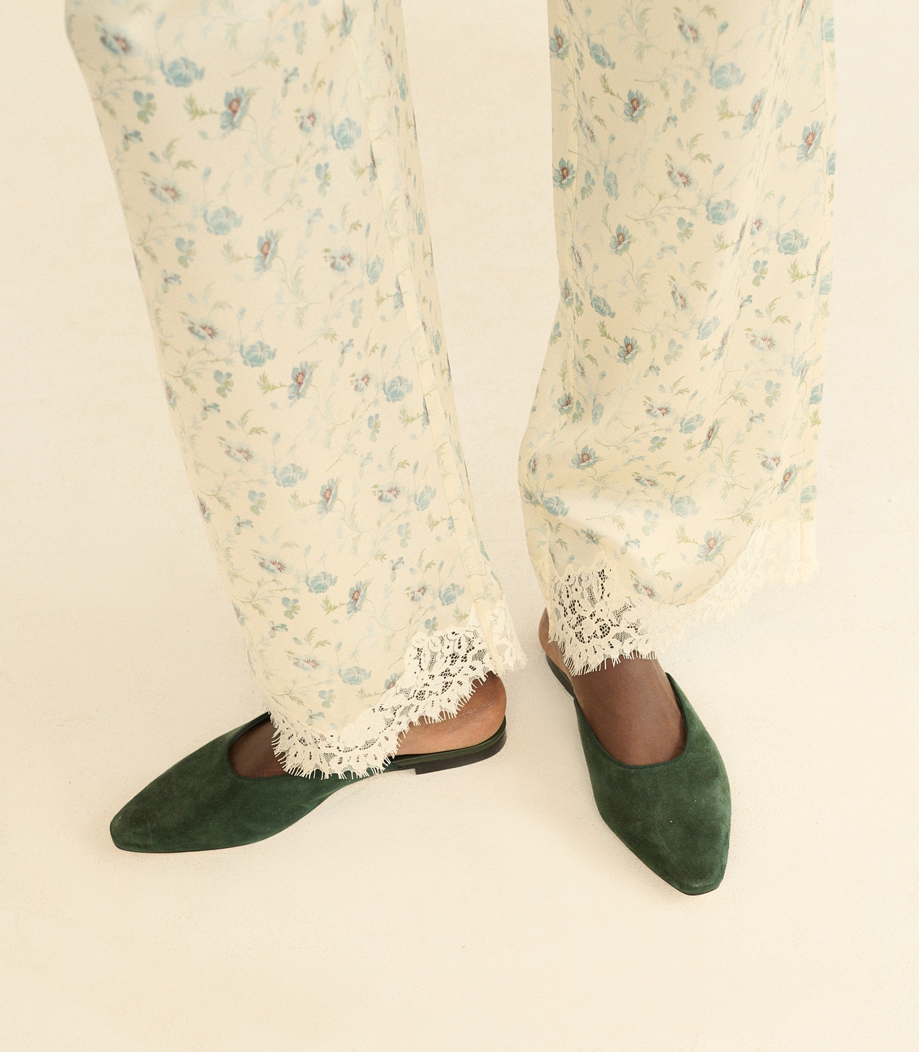 DOEN - ADAIR SLIDE - - DARK PINE SUEDE