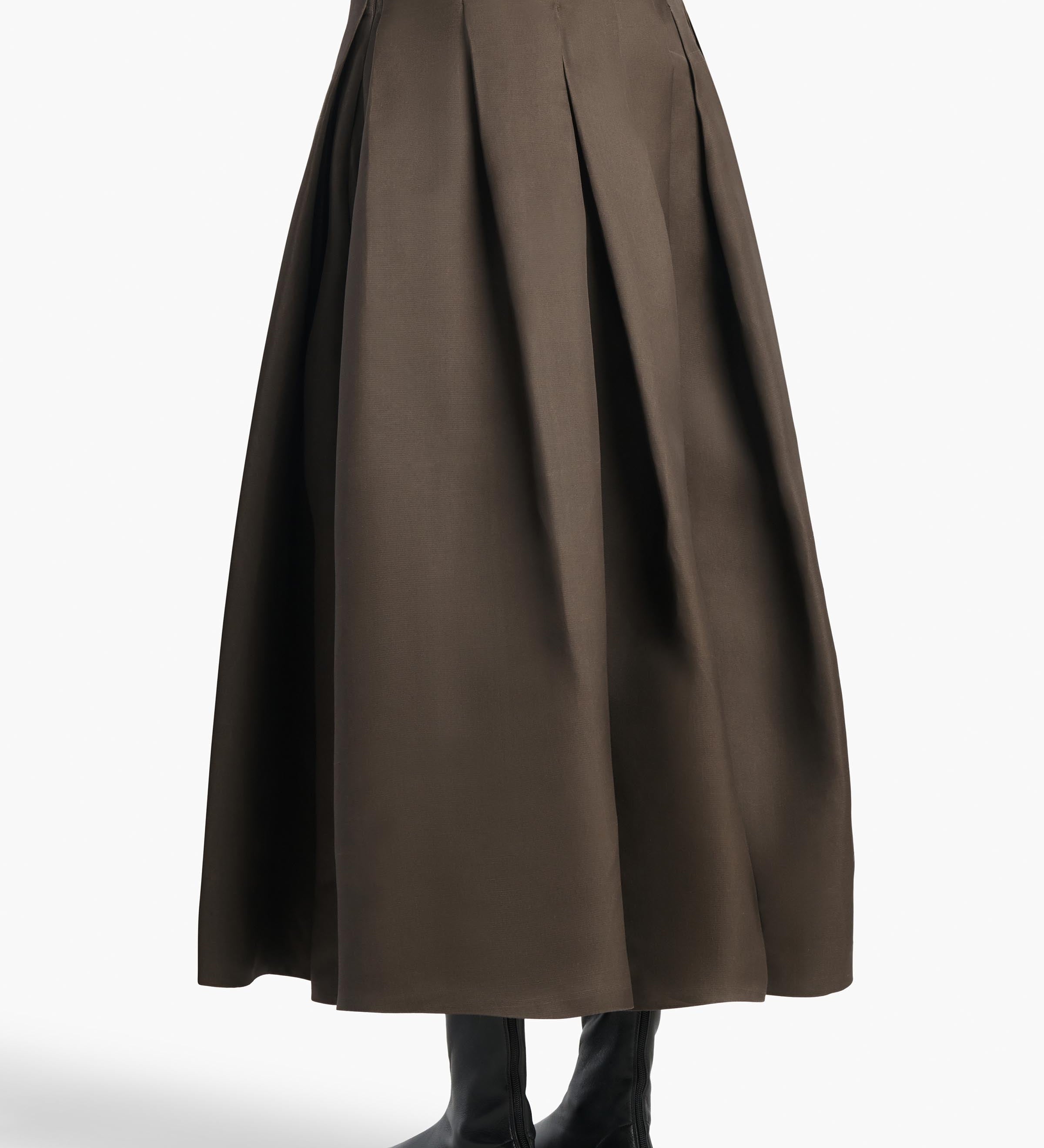 Khaite - Astrid Skirt in Clove