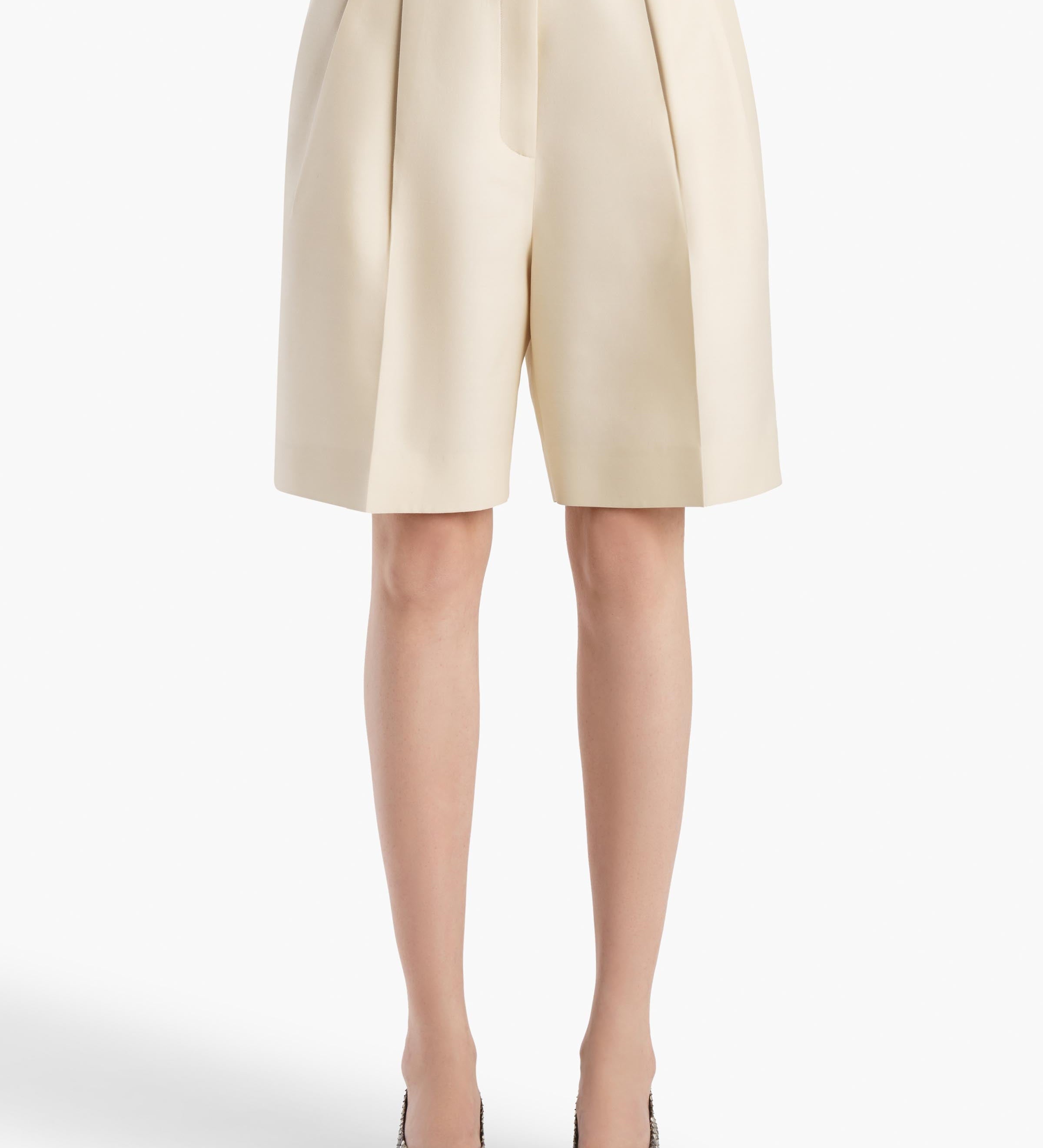 Khaite - Auggie Short in Ivory Glow