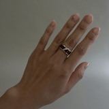 Kinn - Ring Vintage Garnet Diagonal Pavé 14k Ring