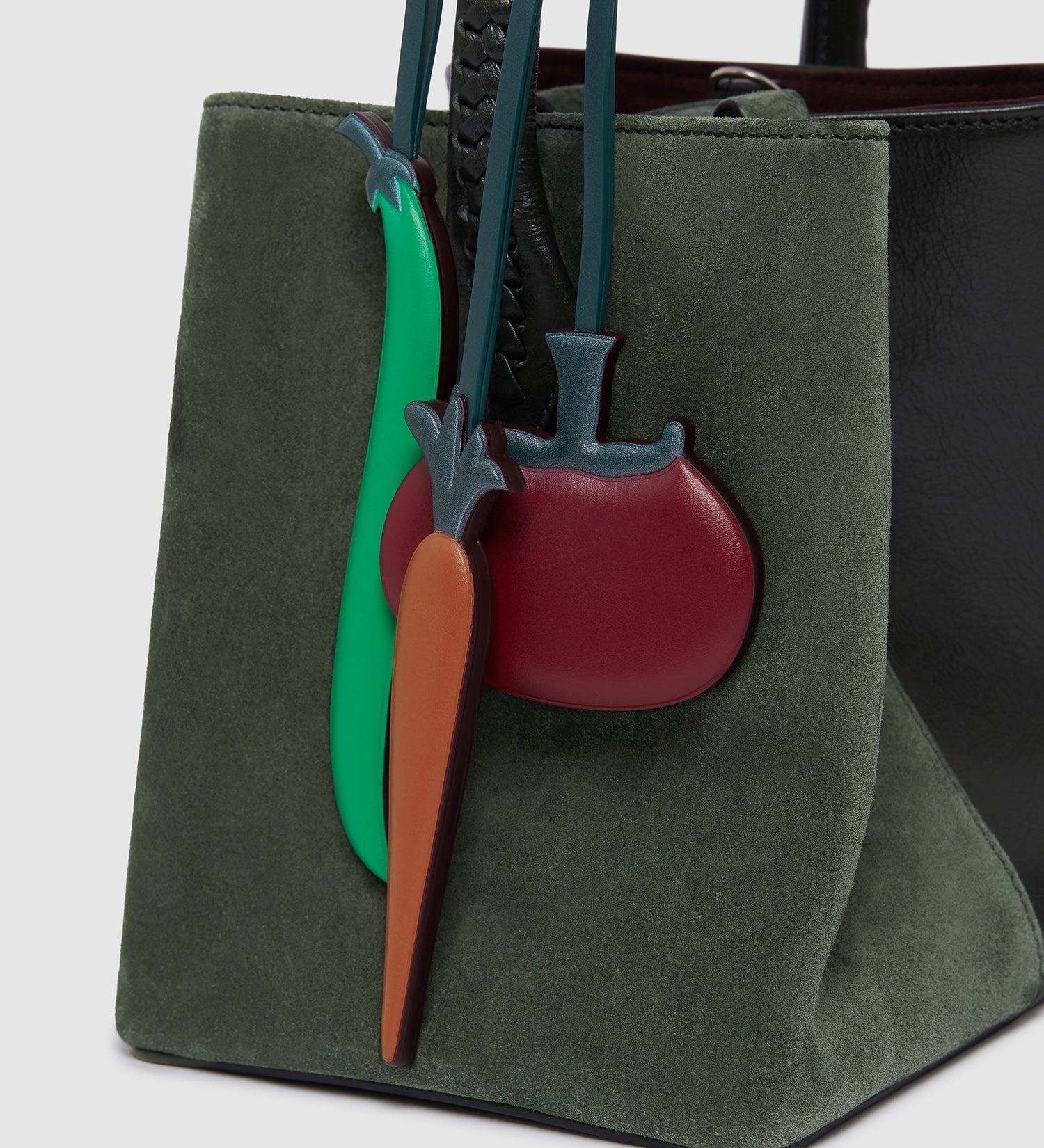 Metier - Métier x Gohar World Ornament Trio