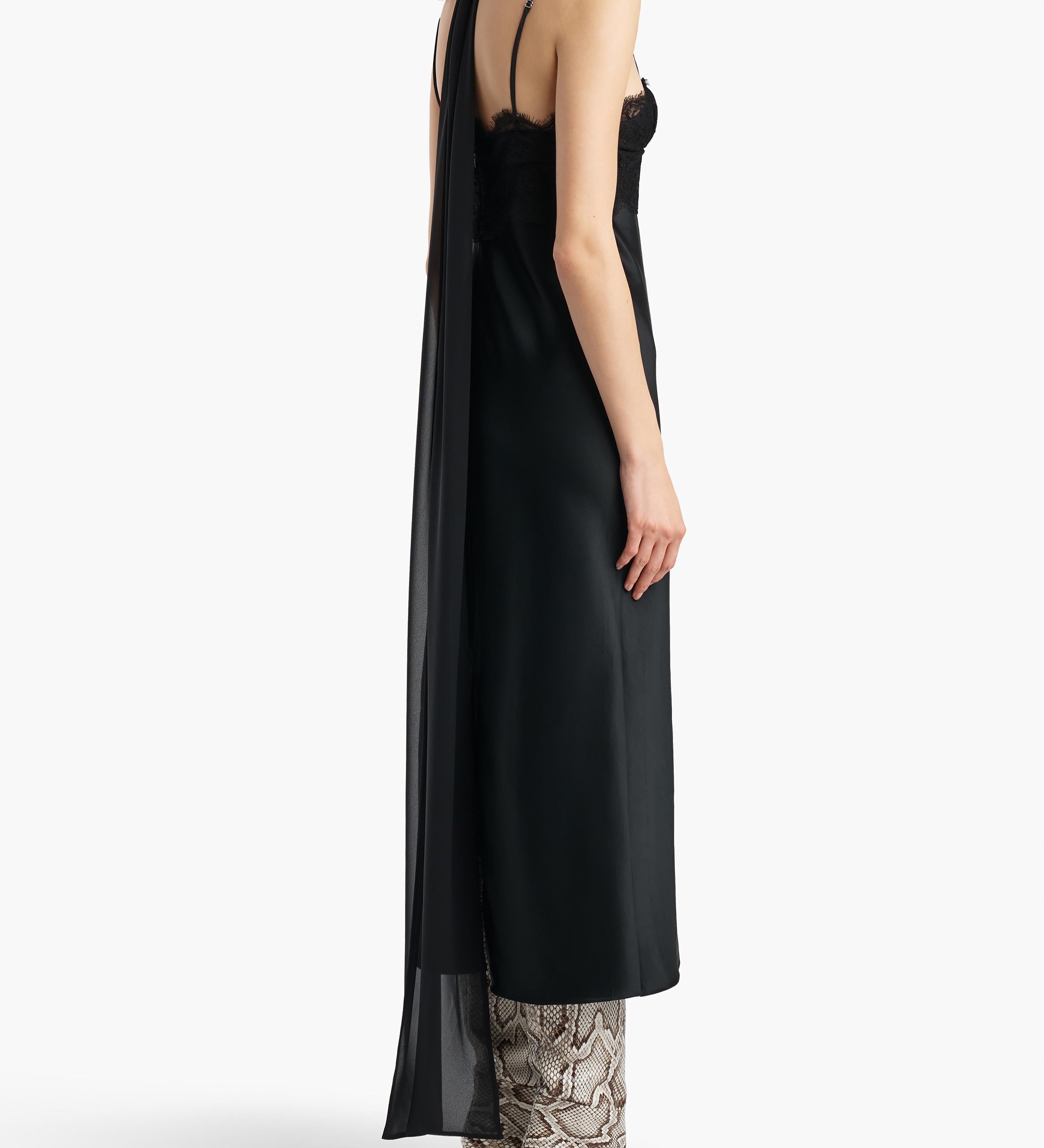 Khaite - Bon Collar in Black