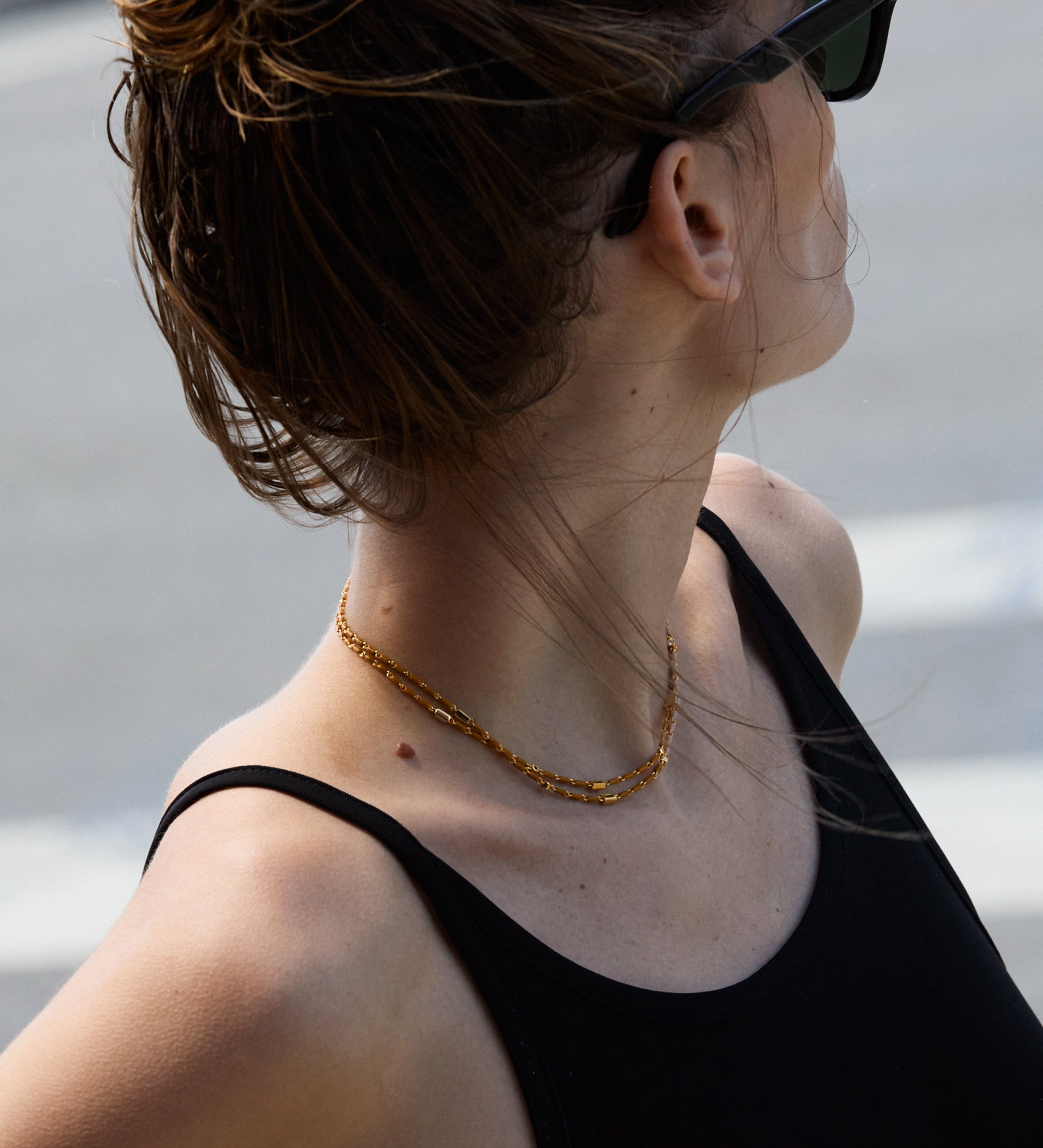 Dorsey - ENAMEL MOISSANITE NECKLACE IN NATUREL, 18K GOLD VERMEIL