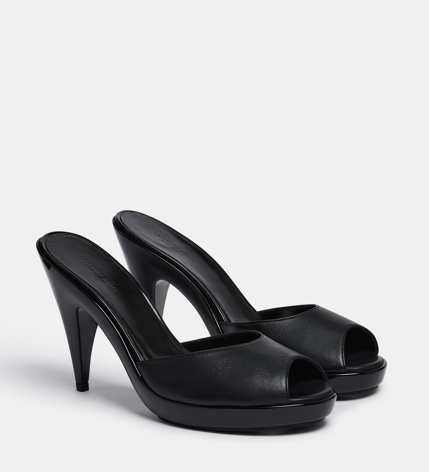 Le Monde Beryl - Kim Sion Cherry Mule / Black Leather