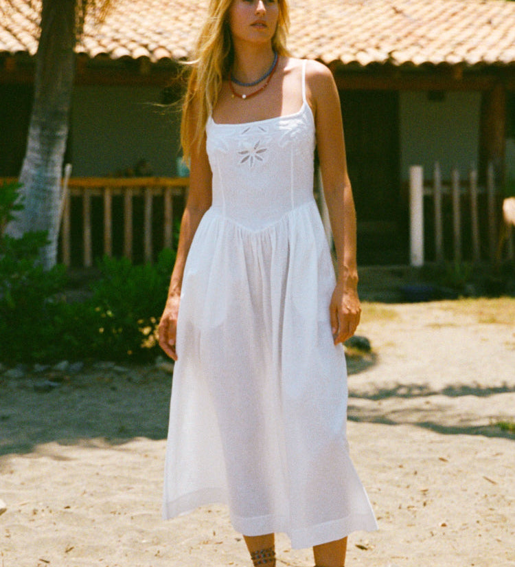 Ciao Lucia - Neroni White Floral Embroidered Linen Dress