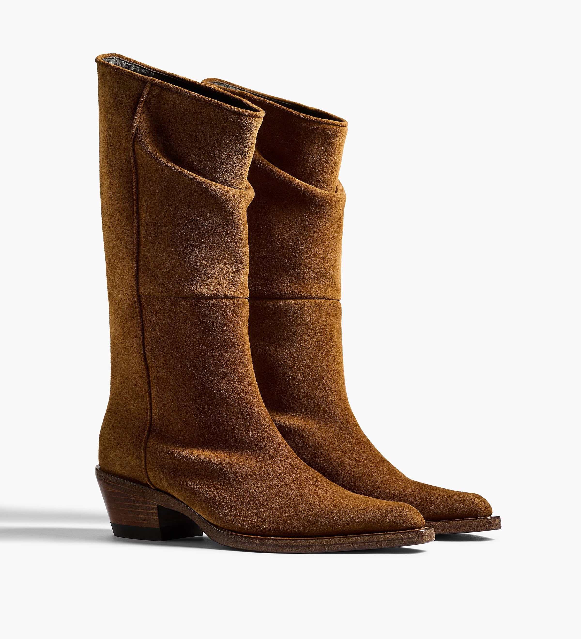 Khaite - Clive Boot in Sigaro