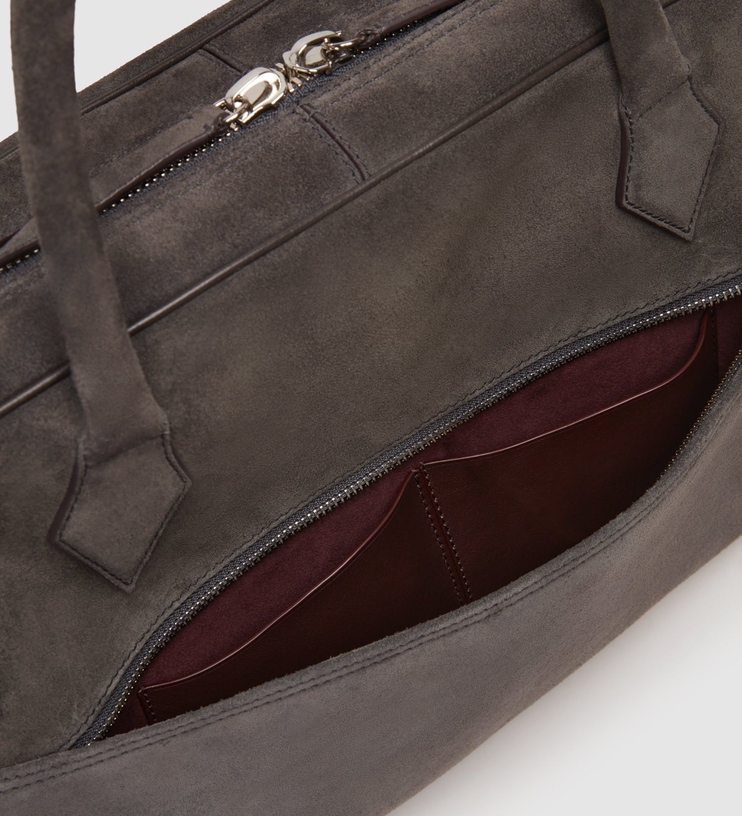 Metier - Closer Slim Suede London