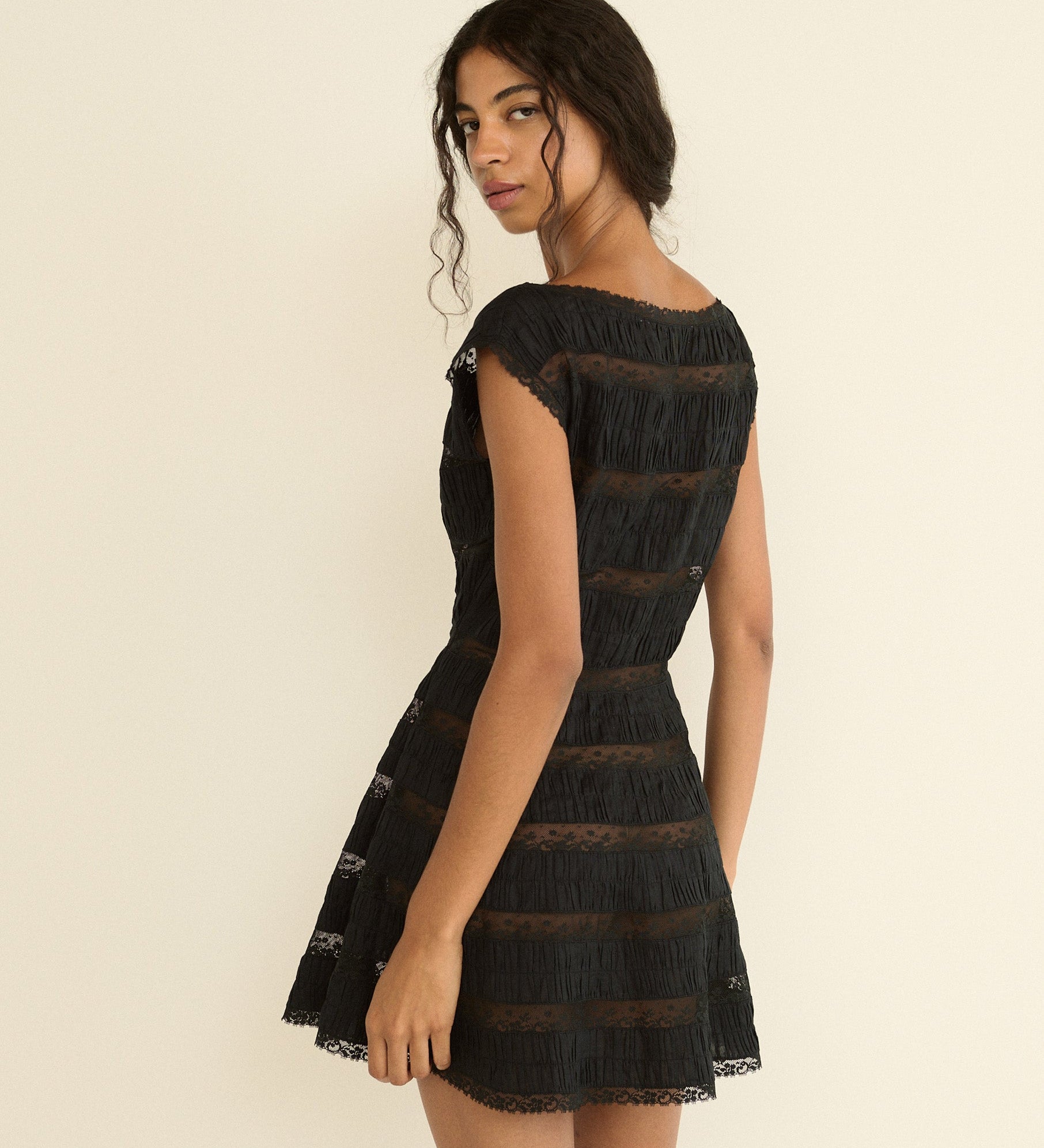 DOEN - CORNELLA DRESS - - BLACK