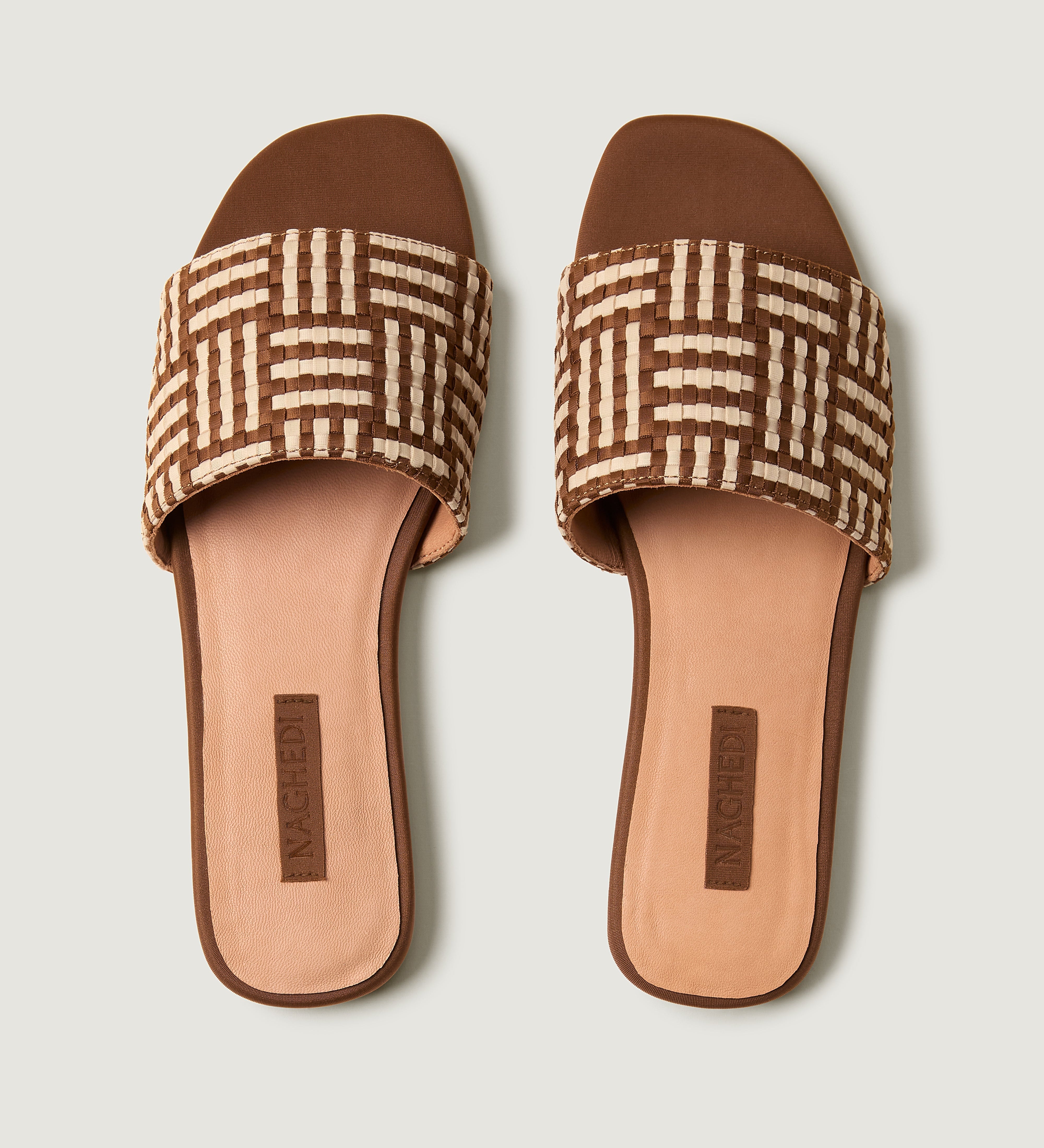 Cartolina - Cairo Slide | Almond