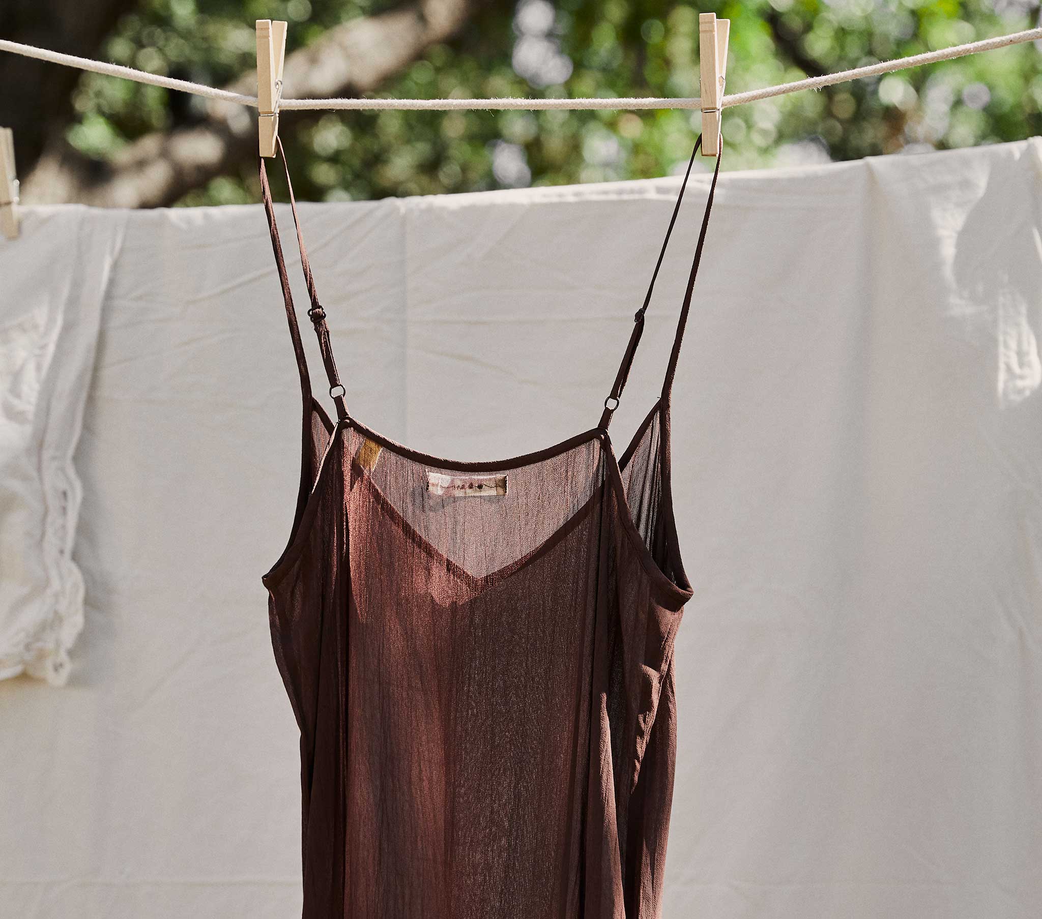 DOEN - LONG DEEP V - NECK SLIP