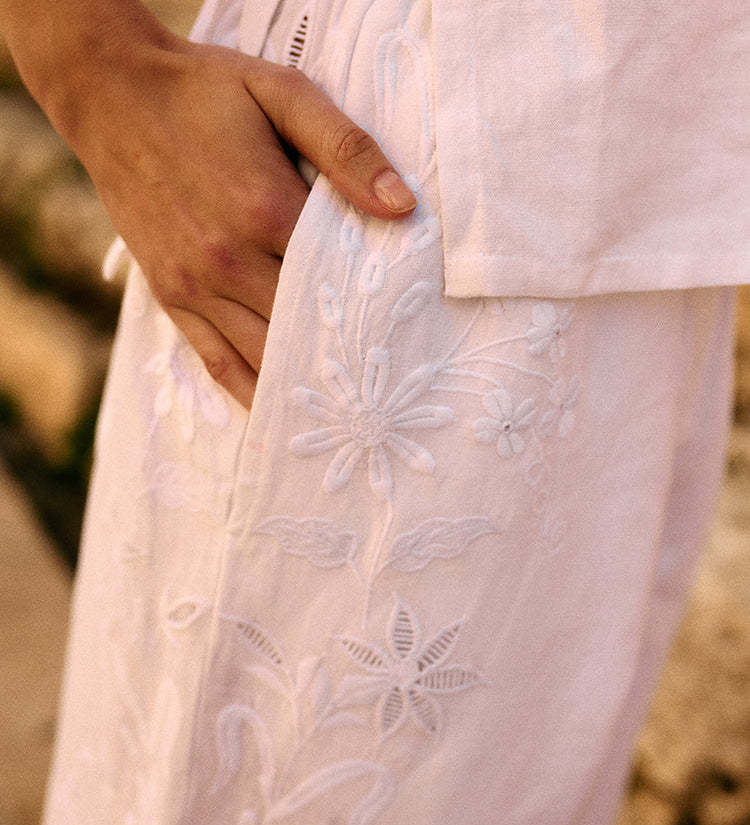 Ciao Lucia - Ermanno White Embroidered Linen Pant