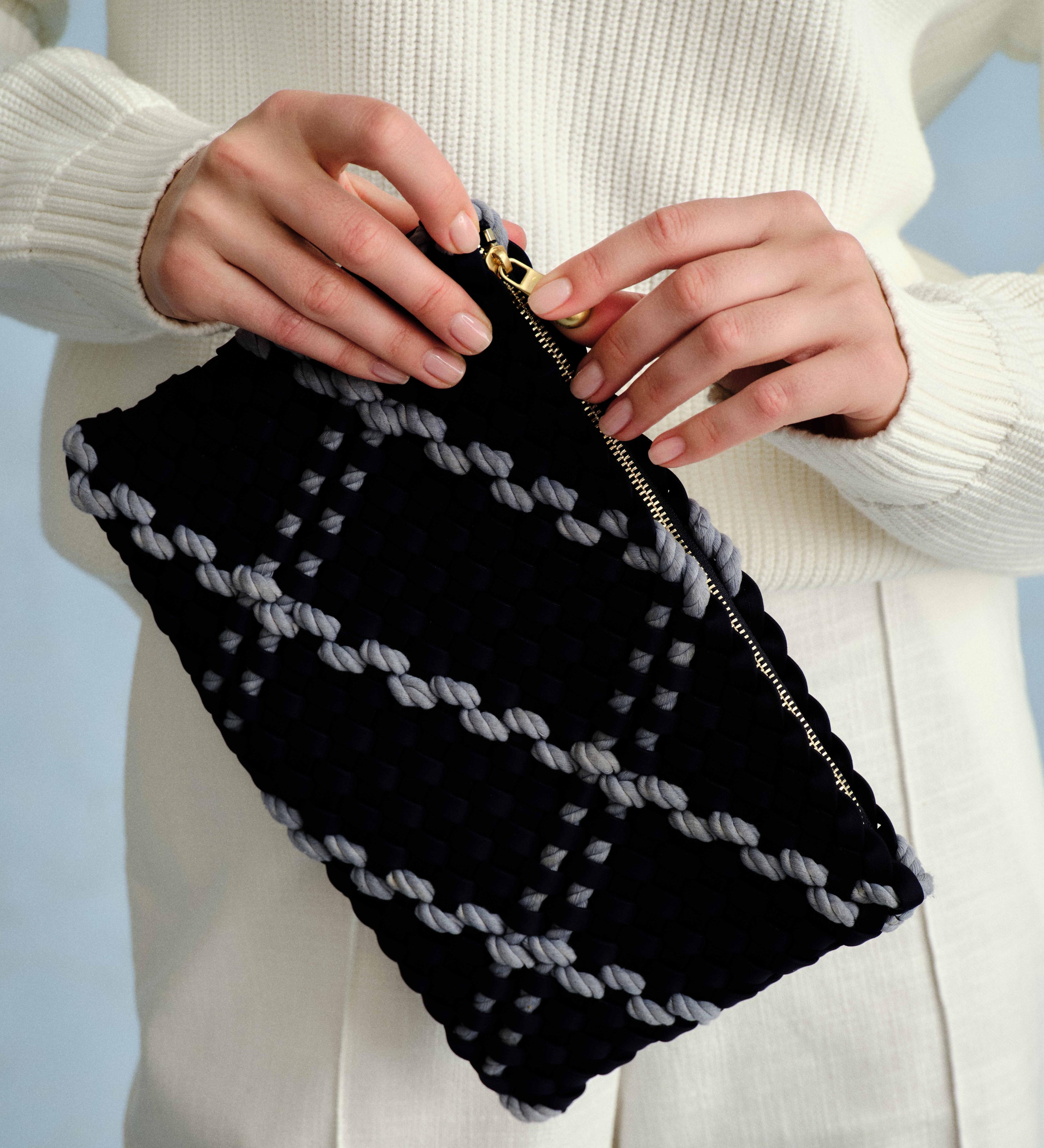 Cartolina - Naghedi Saline Pouch Rope