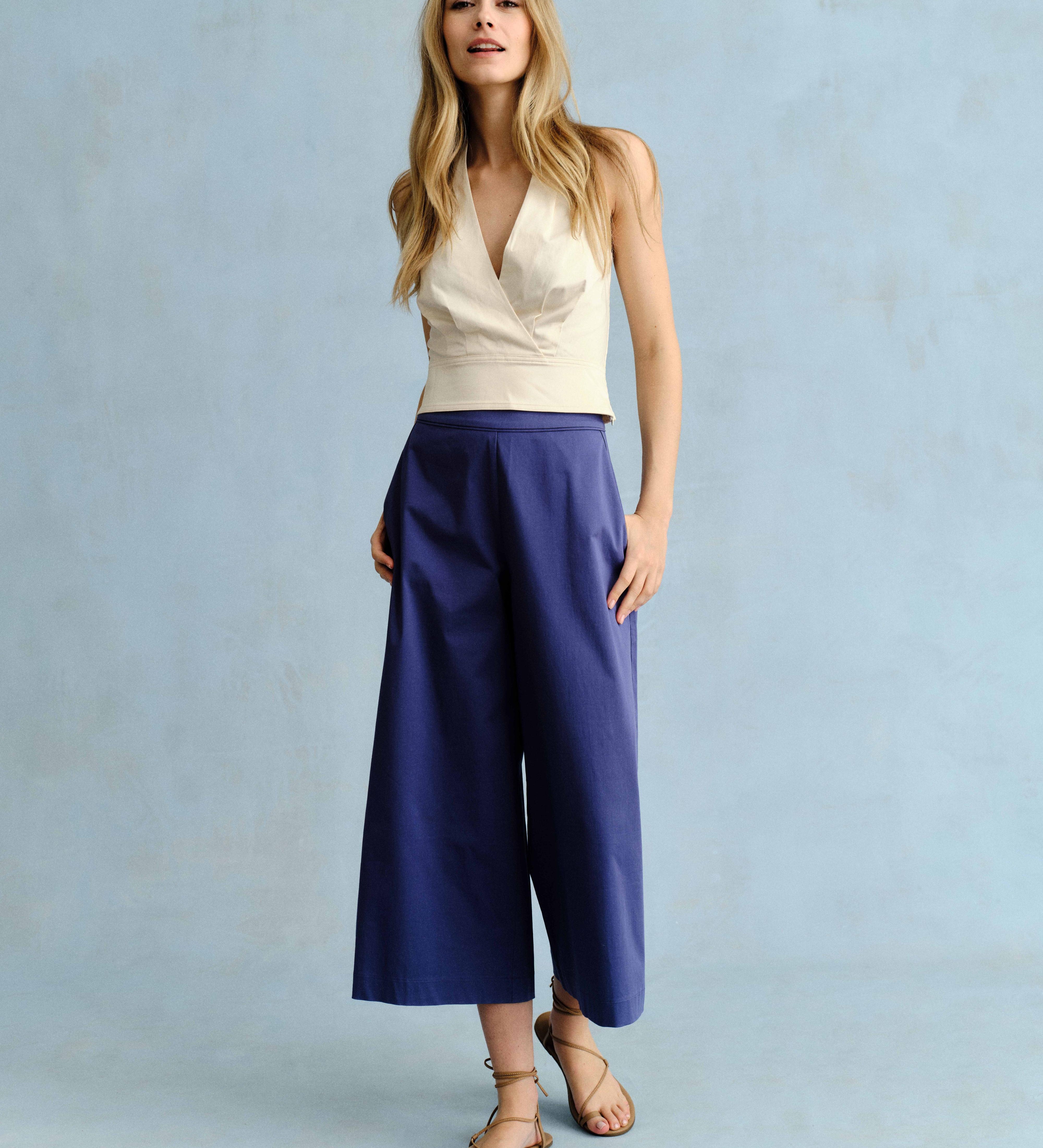 Cartolina - SU26 Olive Halter Top - Ivory