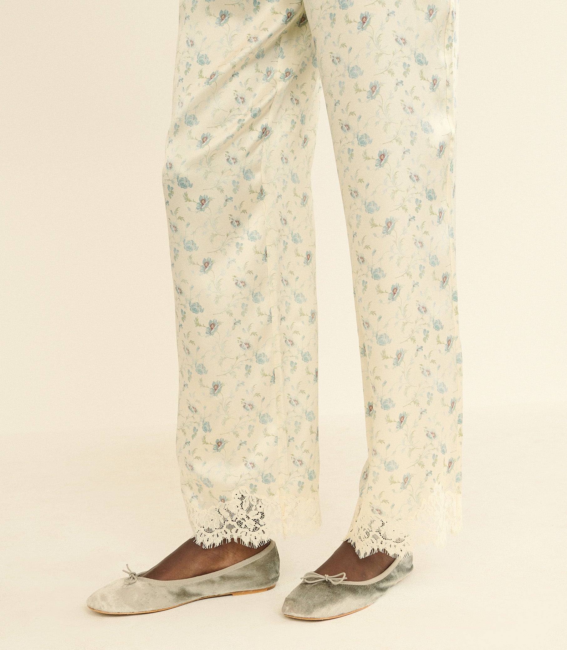 DOEN - ELENI MARY JANE - - DOVE PANNE VELVET