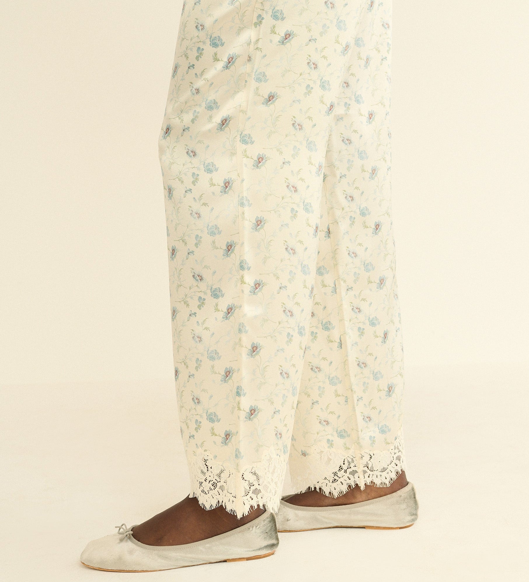 DOEN - ELENI MARY JANE - - DOVE PANNE VELVET