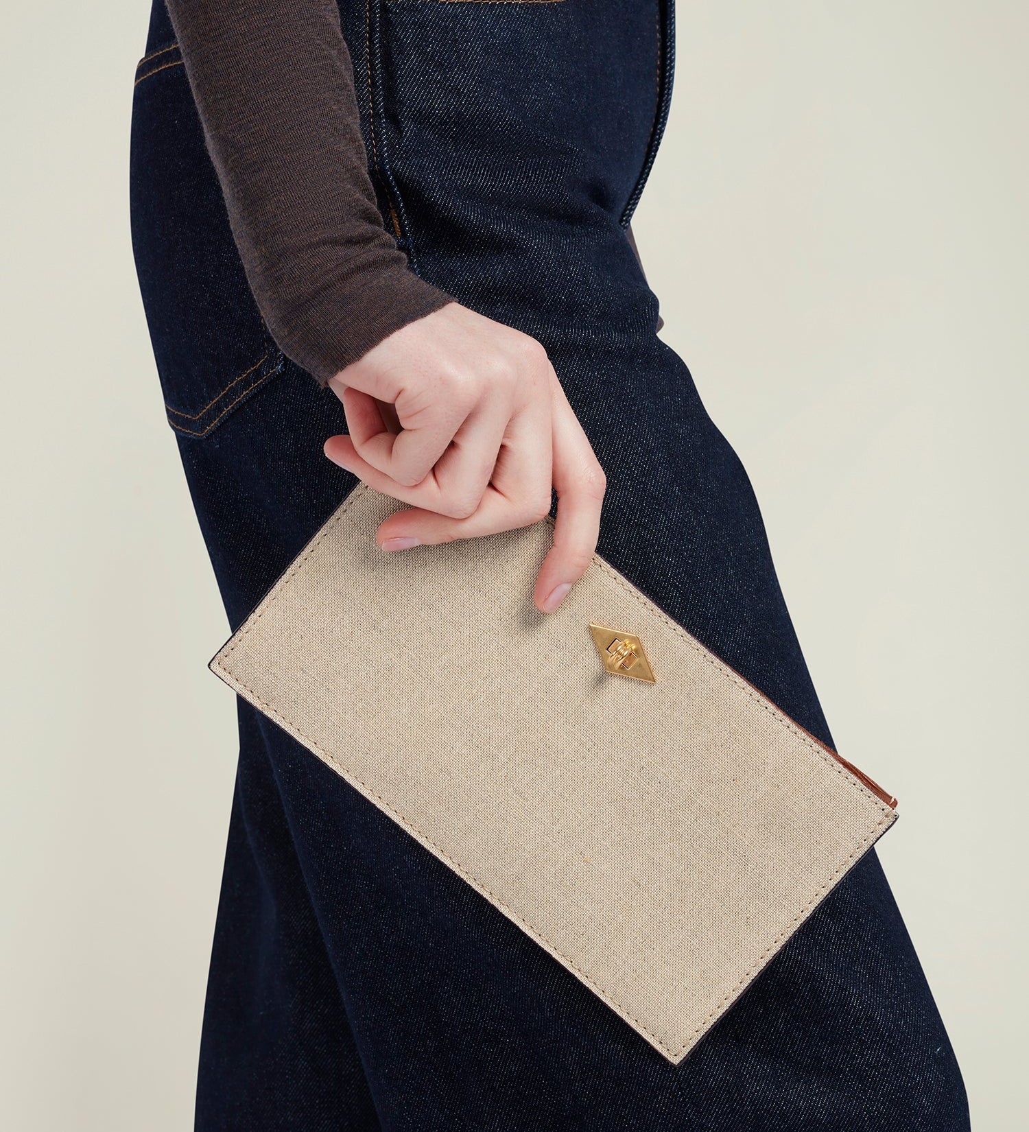 Metier - Ease 20 Natural Linen with Cognac