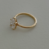 Kinn - Elizabeth Pear Ring Lab Diamond