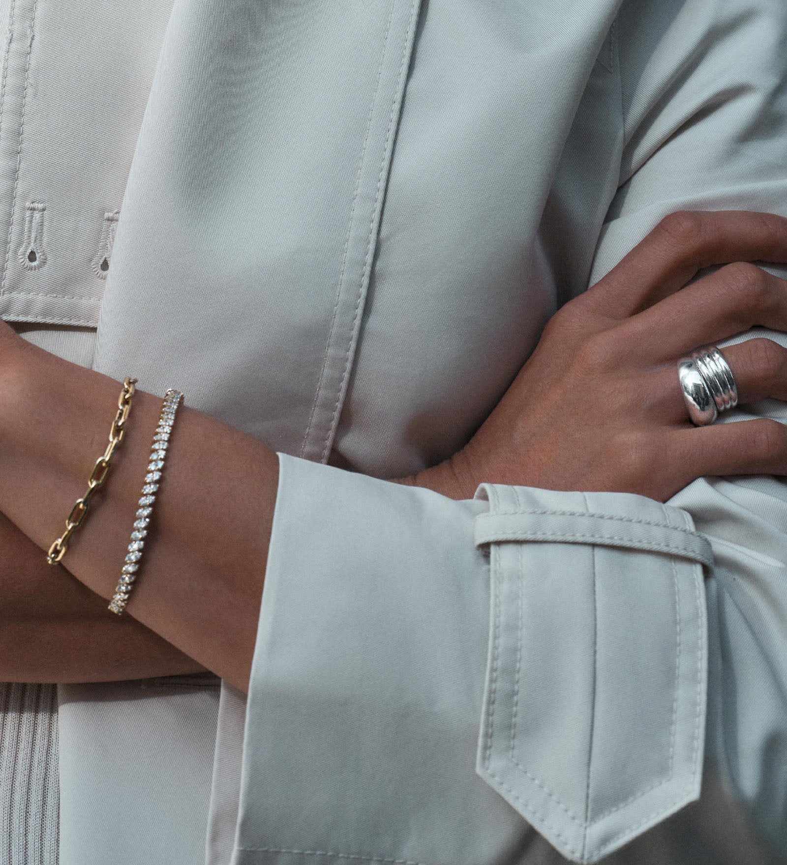 Kinn - Françoise Layered Ellipse Non - Hollow Ring Silver