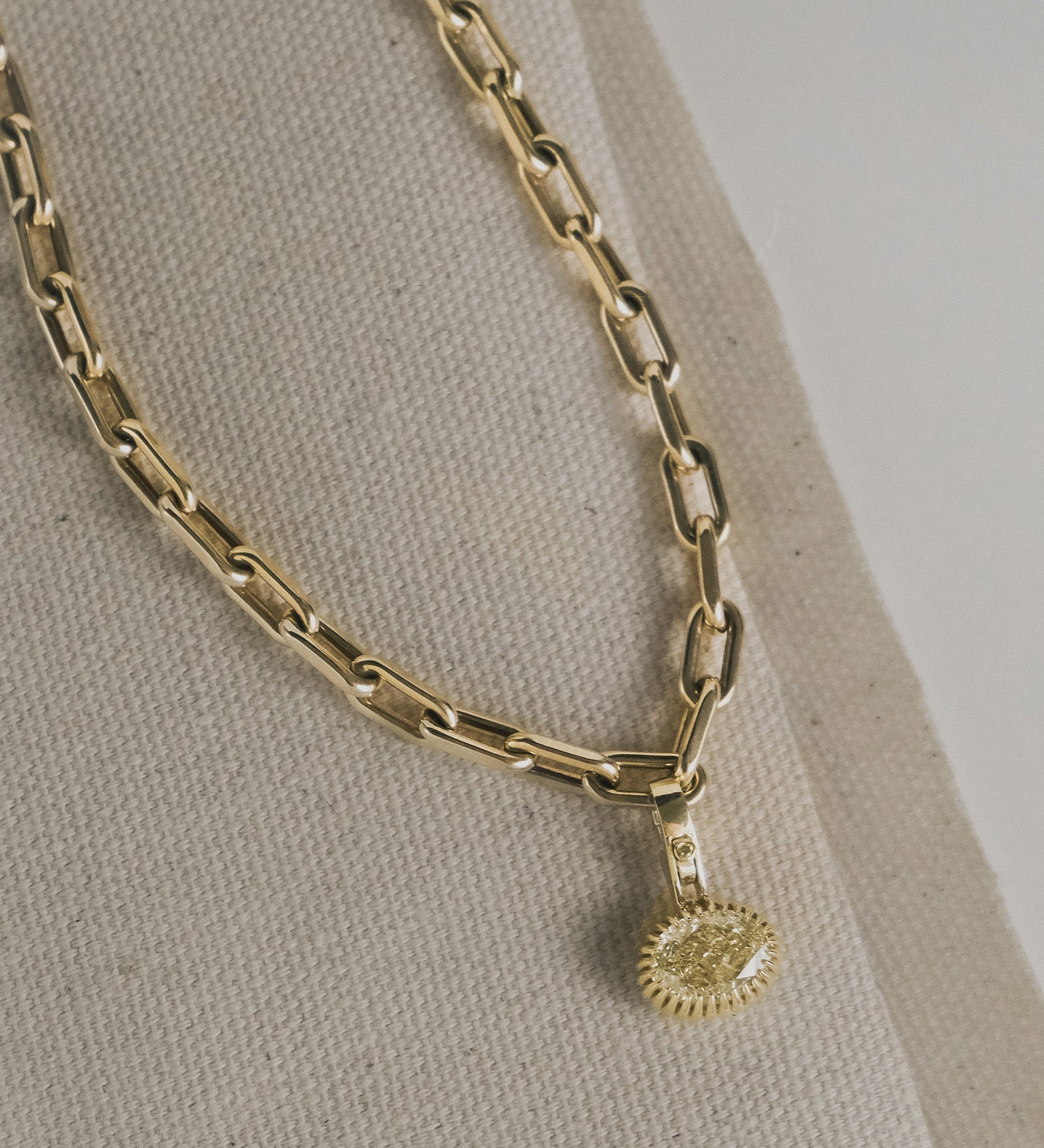Kinn - Josephine Yellow Diamond Pendant