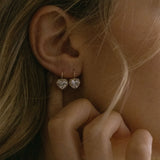 Kinn - Solis Ribbed Heart Diamond Earrings