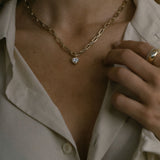Kinn - Solis Ribbed Heart Diamond Pendant